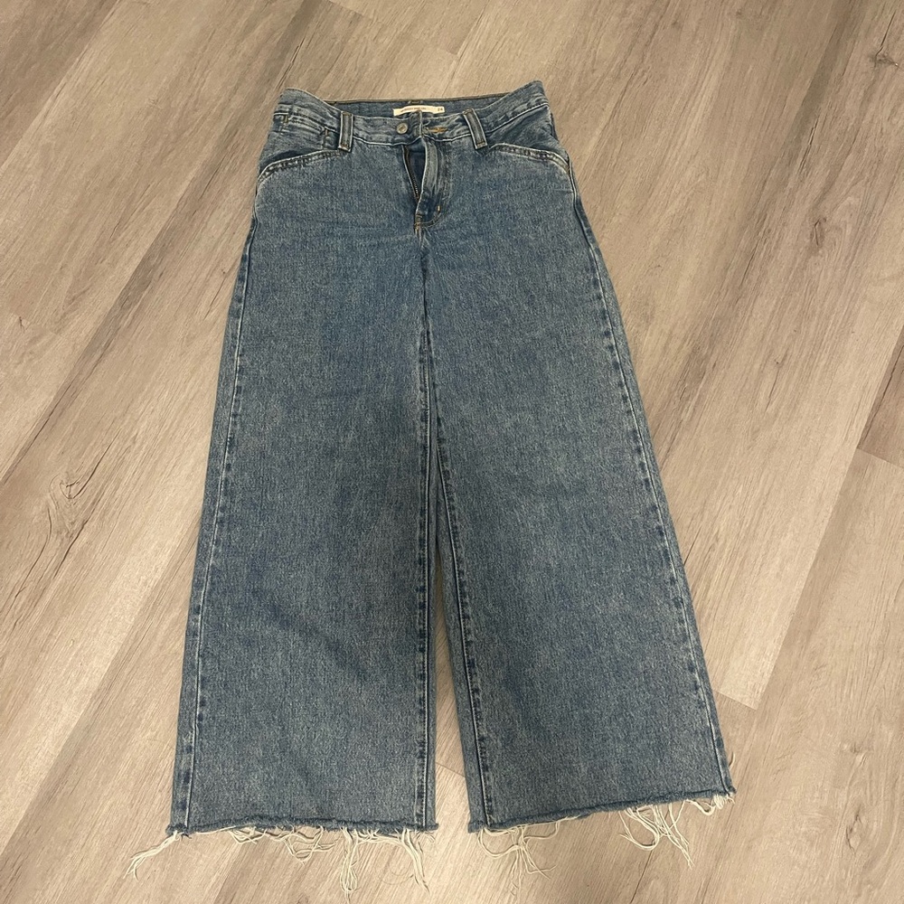 Levi’s 94’ baggy wide leg
